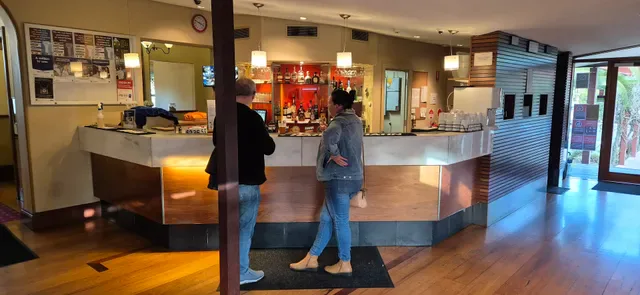 Alroy Tavern