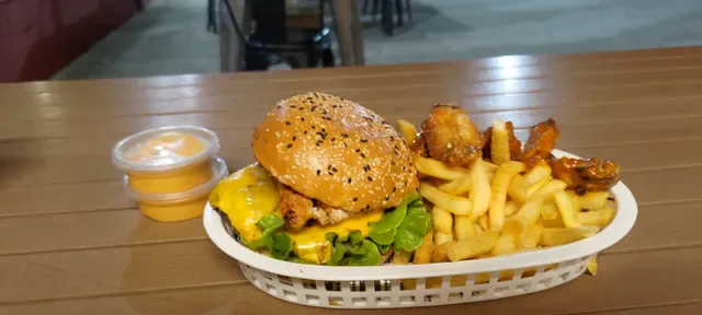 ANGRY BULL BURGER