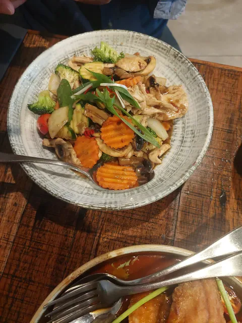 Aree Thai Twist