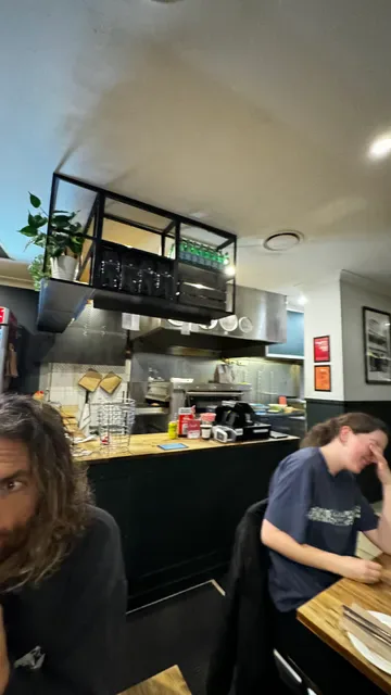 Arthur's Pizza - Randwick