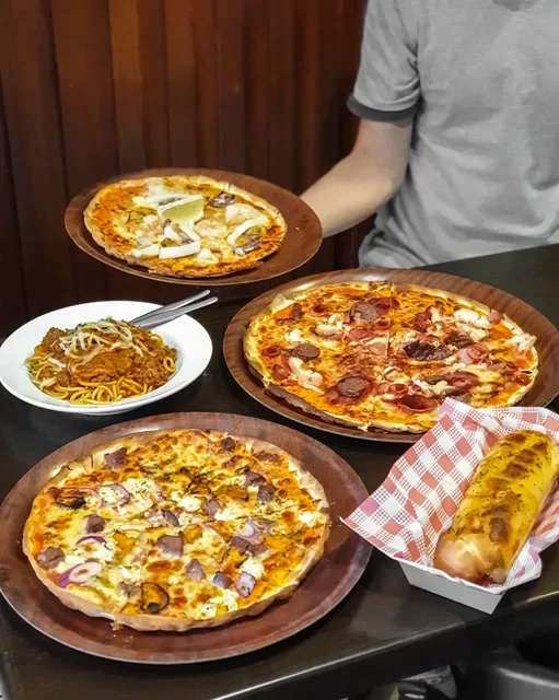 Arthur's Pizza