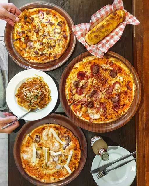 Arthur's Pizza