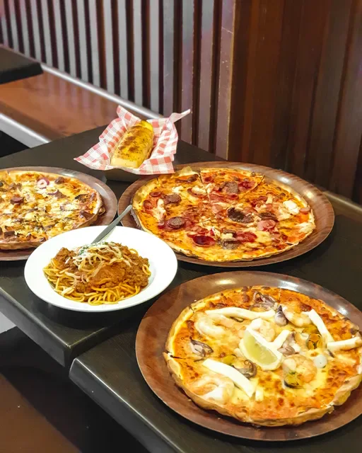 Arthur's Pizza
