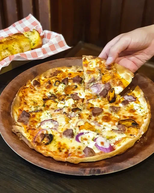 Arthur's Pizza