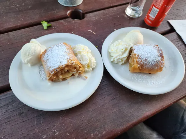 Austrian Club Restaurant