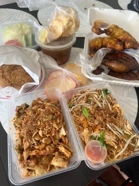 Ayam Bakar 7 Saudara