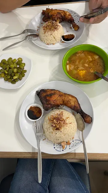 Ayam Goreng 99
