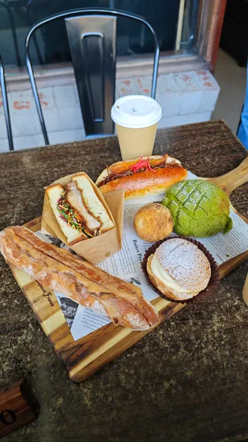 Azuki Bakery
