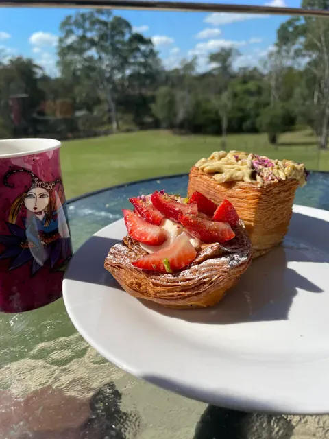 B85 Artisan Bakery