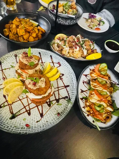 Vibe Lounge & Dining