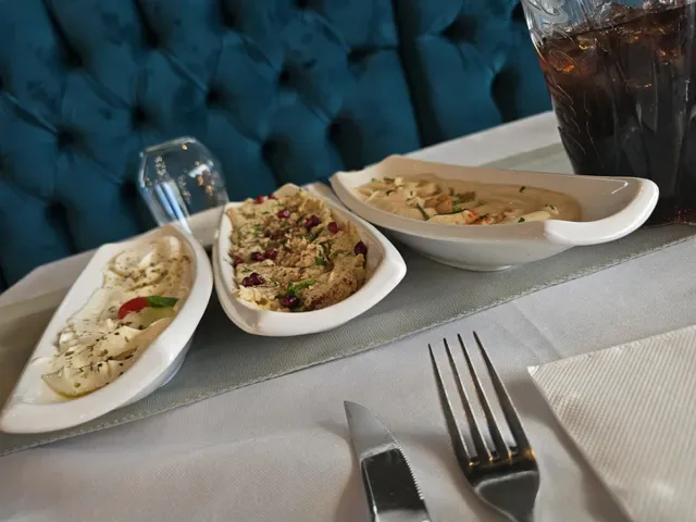 Vibe Lounge & Dining