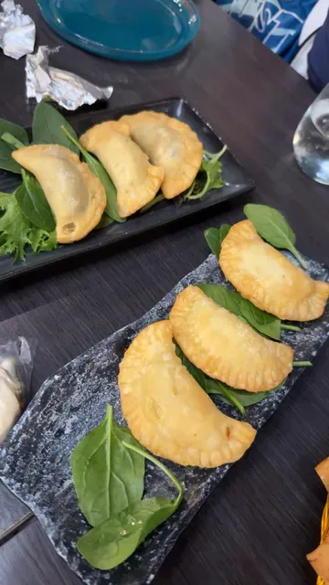 Vibe Lounge & Dining