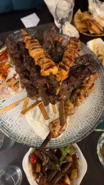 Vibe Lounge & Dining