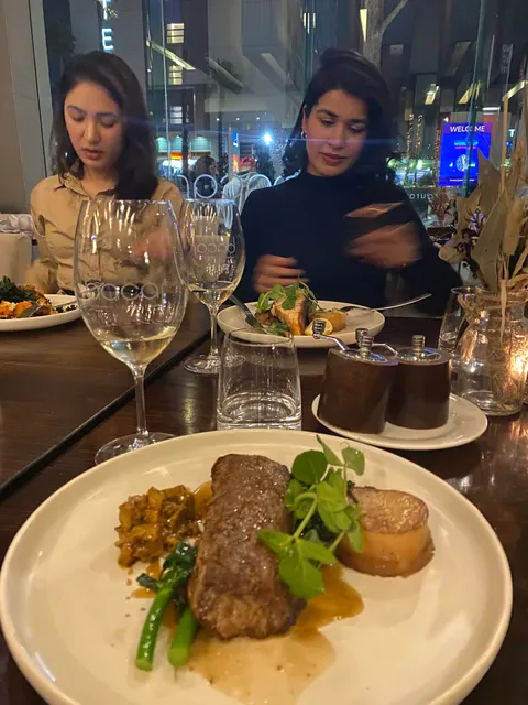 Bacar Restaurant & Bar
