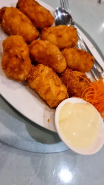 Bach Dang Restaurant
