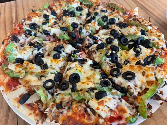 Bambinos Too Pizza, Pasta & Ribs