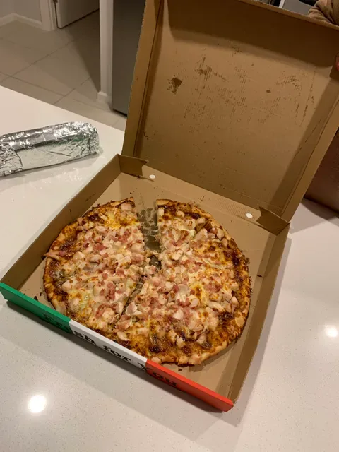 Bambinos Too Pizza, Pasta & Ribs