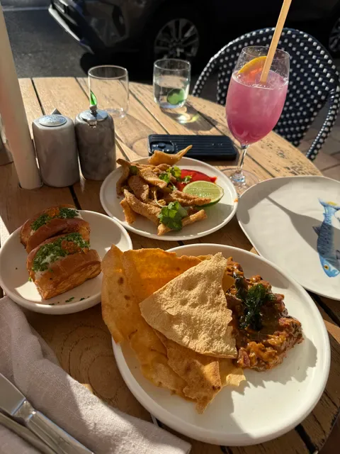 Barrenjoey House Palm Beach
