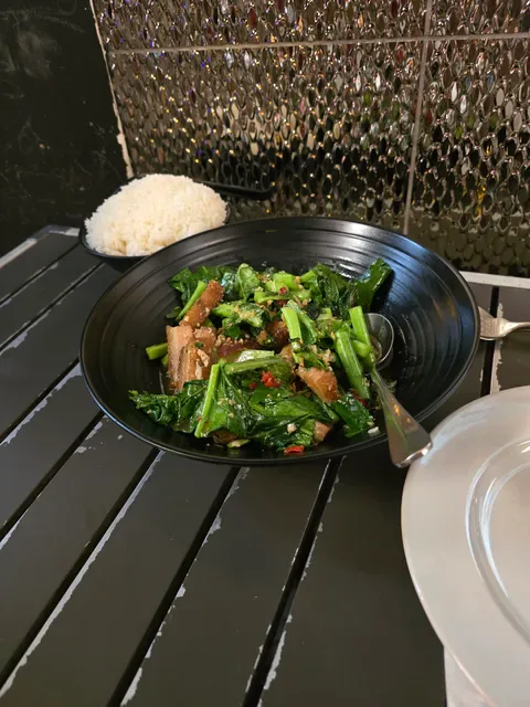 Basil Nut Asian Kitchen