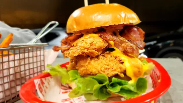 Batch Burgers
