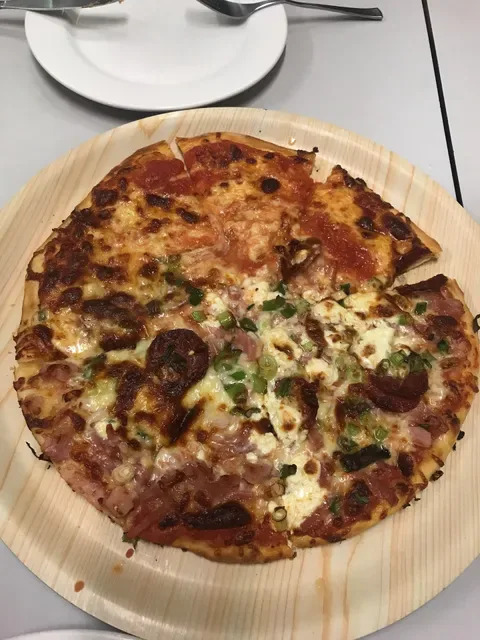 Bay Street Pizza
