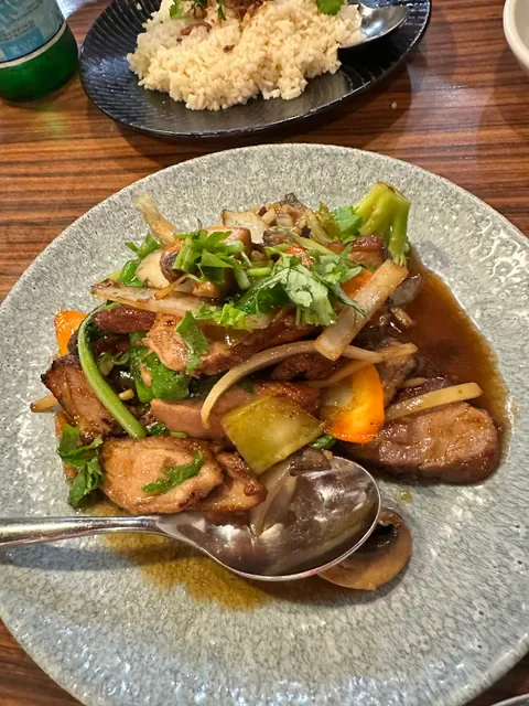 Bay Tinh Vietnamese Restaurant