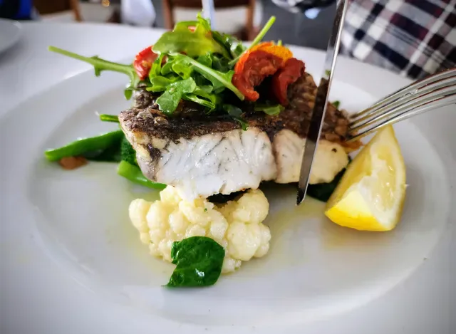 Bayblu Seafood Restaurant
