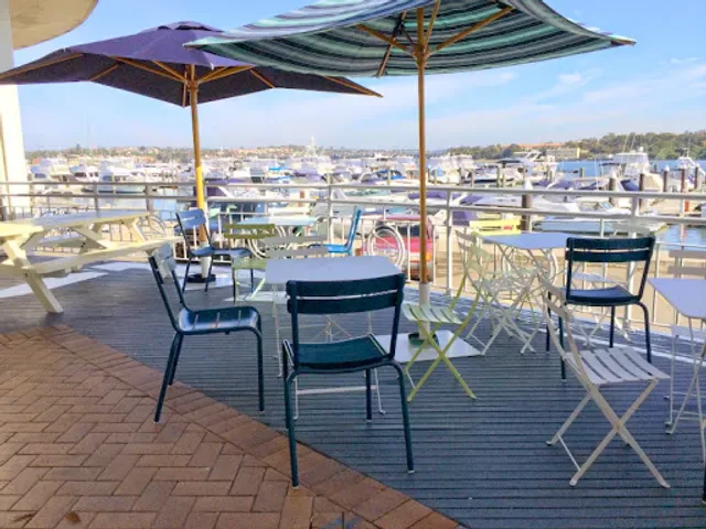 Baybreeze Cafe