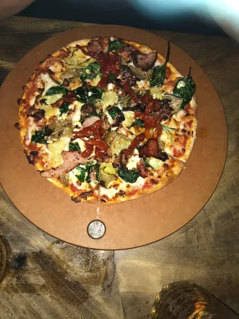 Beaches Pizza Bar