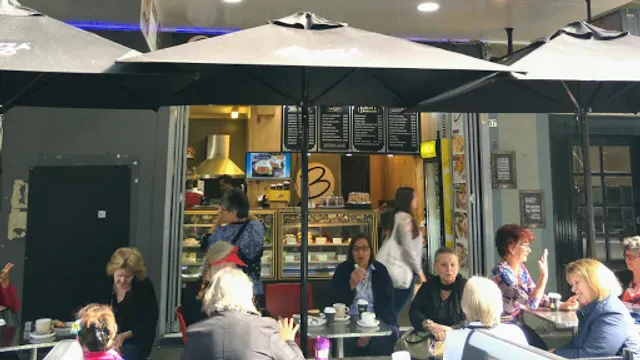 Bella Vita Cafe - Halal cafe-kings cross-Potts Point