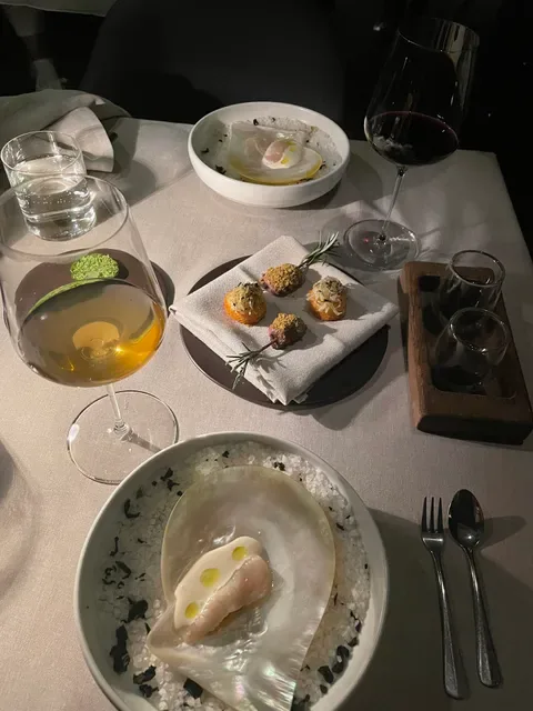 Bentley Restaurant + Bar