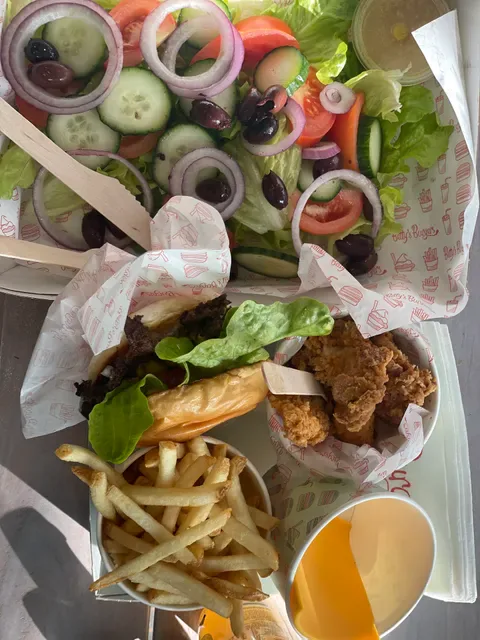 Betty's Burgers
