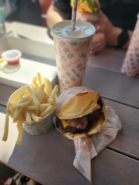 Betty's Burgers