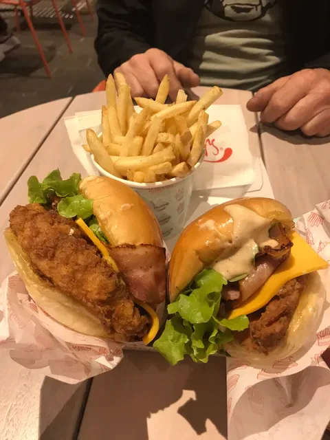Betty's Burgers
