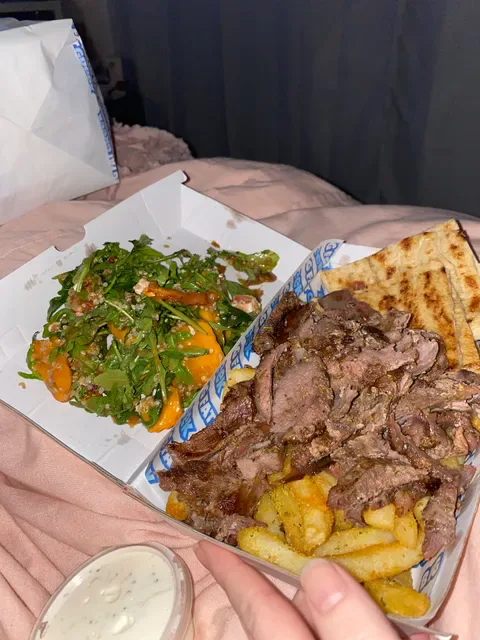 Big Fat Greek (woodbine)
