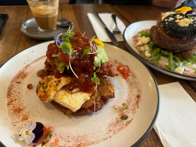 Big Tree House Cafe