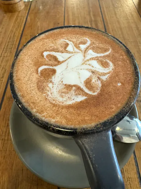 Big Tree House Cafe