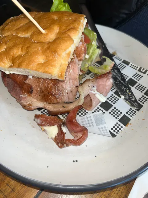 Big Tree House Cafe