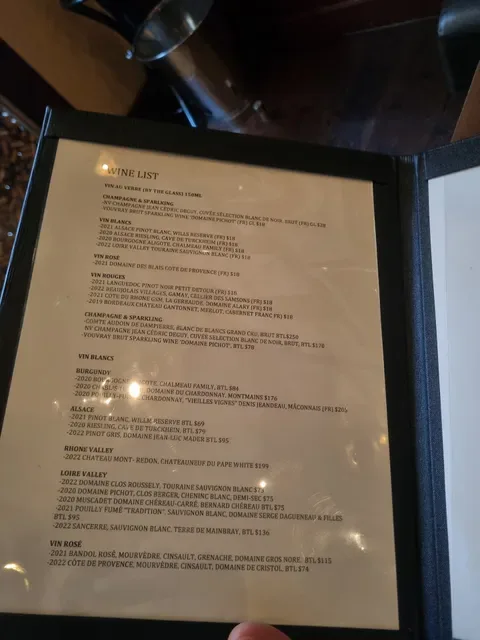 Bistro Papillon