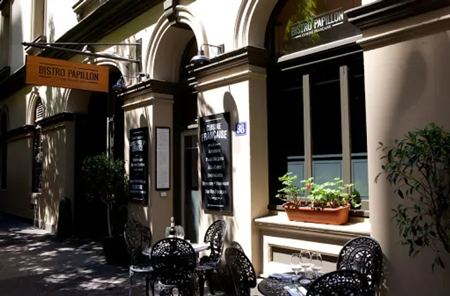 Bistro Papillon