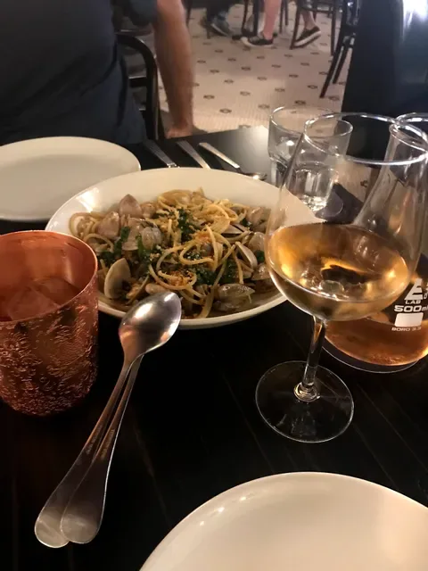 Bistro Rex Restaurant