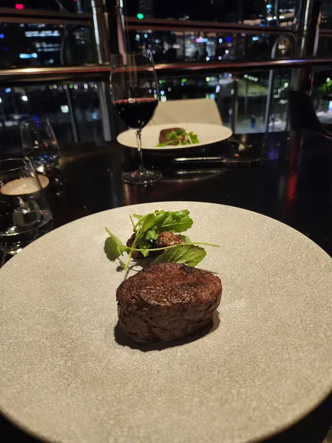 BLACK Bar & Grill