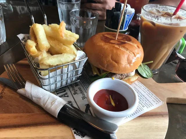 Blackwall Cafe