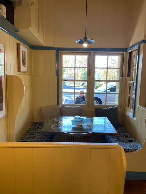 Blue Mist Cafe