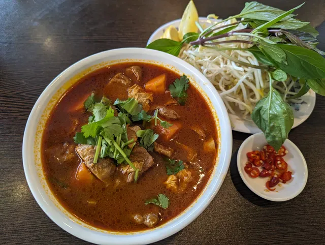 Bo De Tam Vegetarian Restaurant