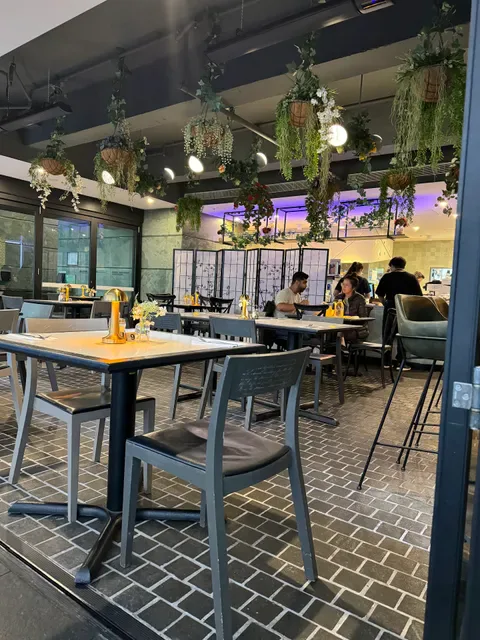 Bomonti Cafe & Restaurant