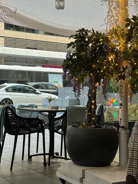 Bomonti Cafe & Restaurant