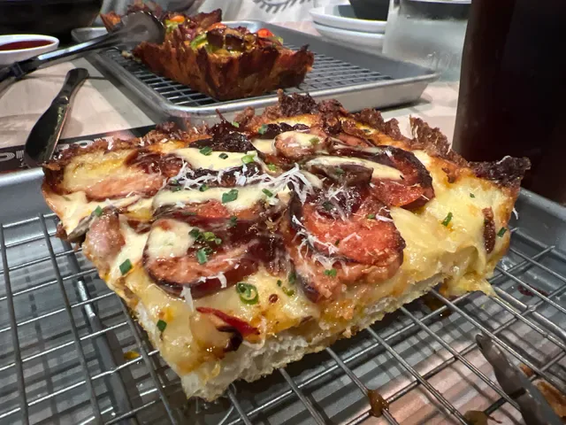 Bondi Pizza