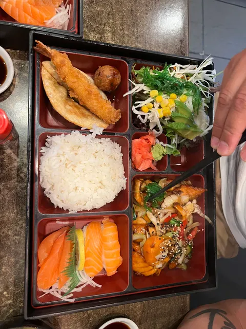 Boom Sushi