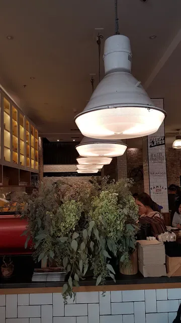 BOON Restaurant and café